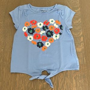 🌺 Landsend Girls Light Blue Short Sleeve Graphic Heart Tee with tie  3T